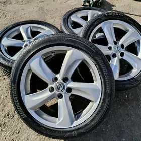 Lexus Gs Radnoý Disga Teker 18