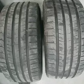 245 35 19  265 35 18