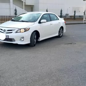 Toyota Corolla 2013