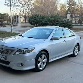Toyota Camry 2010