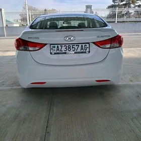 Hyundai Elantra 2011