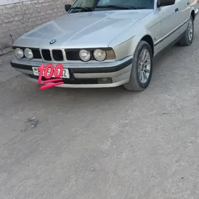 BMW 525 1990