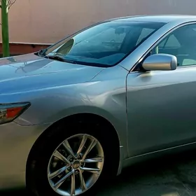 Toyota Camry 2010
