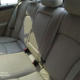 Mercedes-Benz C320 2005