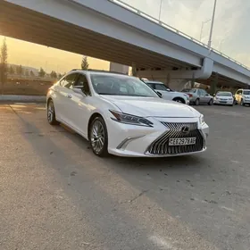 Lexus ES 350 2019