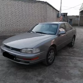 Toyota Camry 1993