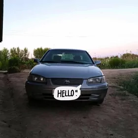Toyota Camry 1999