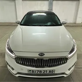 Kia Cadenza 2018