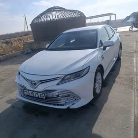 Toyota Camry 2020