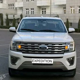 Ford Expedition 2021