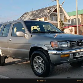 Nissan Pathfinder 1997
