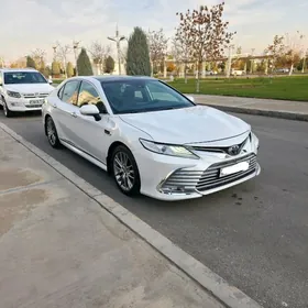 Toyota Camry 2022