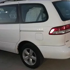 Toyota Sienna 2002