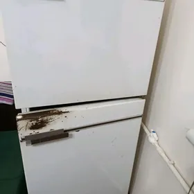 холодильник Бирюса