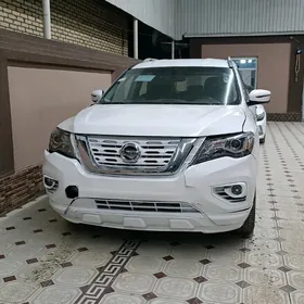 Nissan Pathfinder 2020