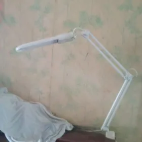 электр лампа настоль