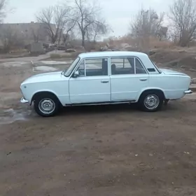 Lada 2104 1986