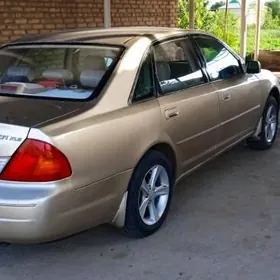 Toyota Avalon 2000