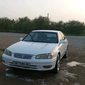 Toyota Camry 1999