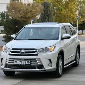 Toyota Highlander 2018