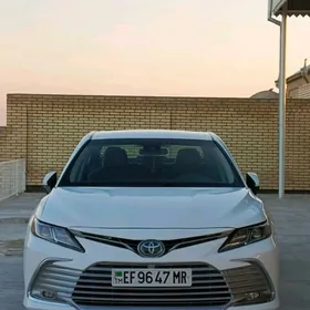 Toyota Camry 2020