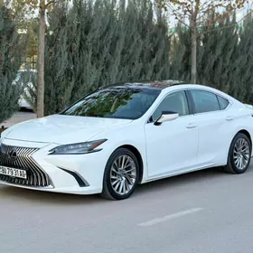 Lexus ES 350 2019