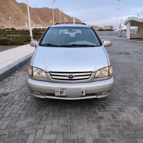 Toyota Sienna 2001