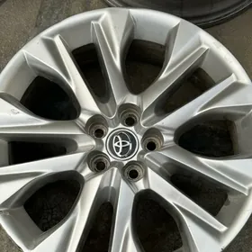 Highlander Limited diska