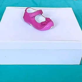 ДЕТСКИЕ ТУФЕЛЬКИ И КРОССОВКИ