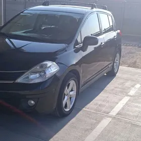 Nissan Versa 2010
