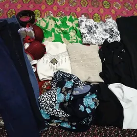 kofta,jinsylar,remen,stapel,