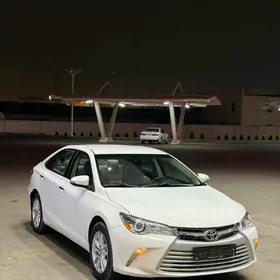 Toyota Camry 2016