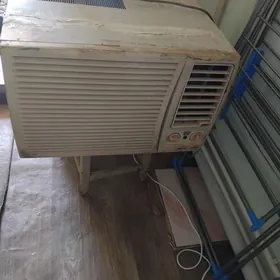 LG Кондицыонер 40 кв тепло хол