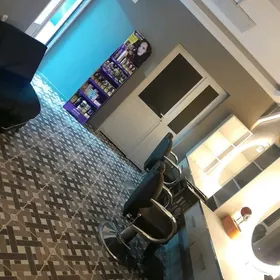 SALON  BOS YERLER BAR