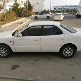 Toyota Vista 1995
