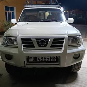 Nissan Patrol 2002