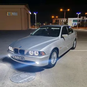 BMW E39 2001