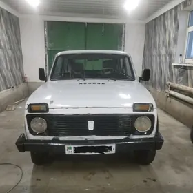 Lada Niva 1999