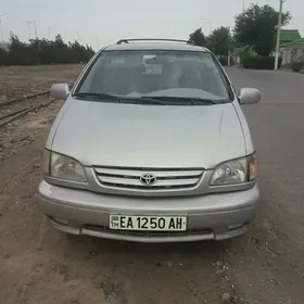 Toyota Sienna 2002
