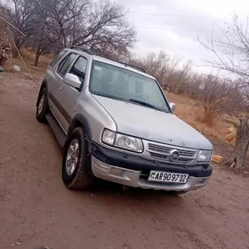 Opel Frontera 2002