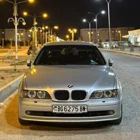 BMW E39 2001