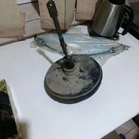 вакум опел :1:8матор