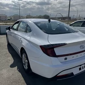 Hyundai Sonata 2021