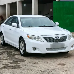 Toyota Camry 2010