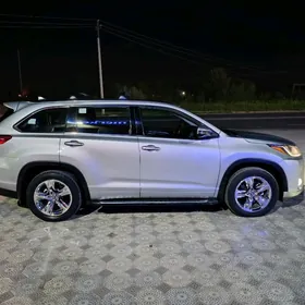 Toyota Highlander 2018