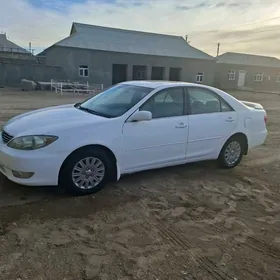 Toyota Camry 2005