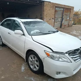 Toyota Camry 2010