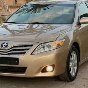 Toyota Camry 2011