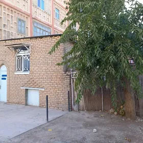  40-лет коче 1-этаж жай