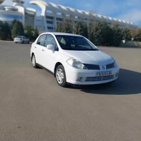 Nissan Versa 2010